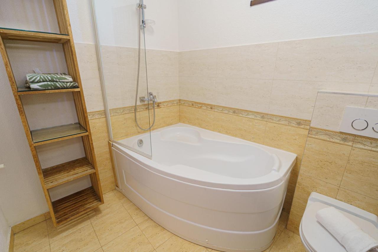 5* Mansion In City Center كلوج-نابوكا المظهر الخارجي الصورة