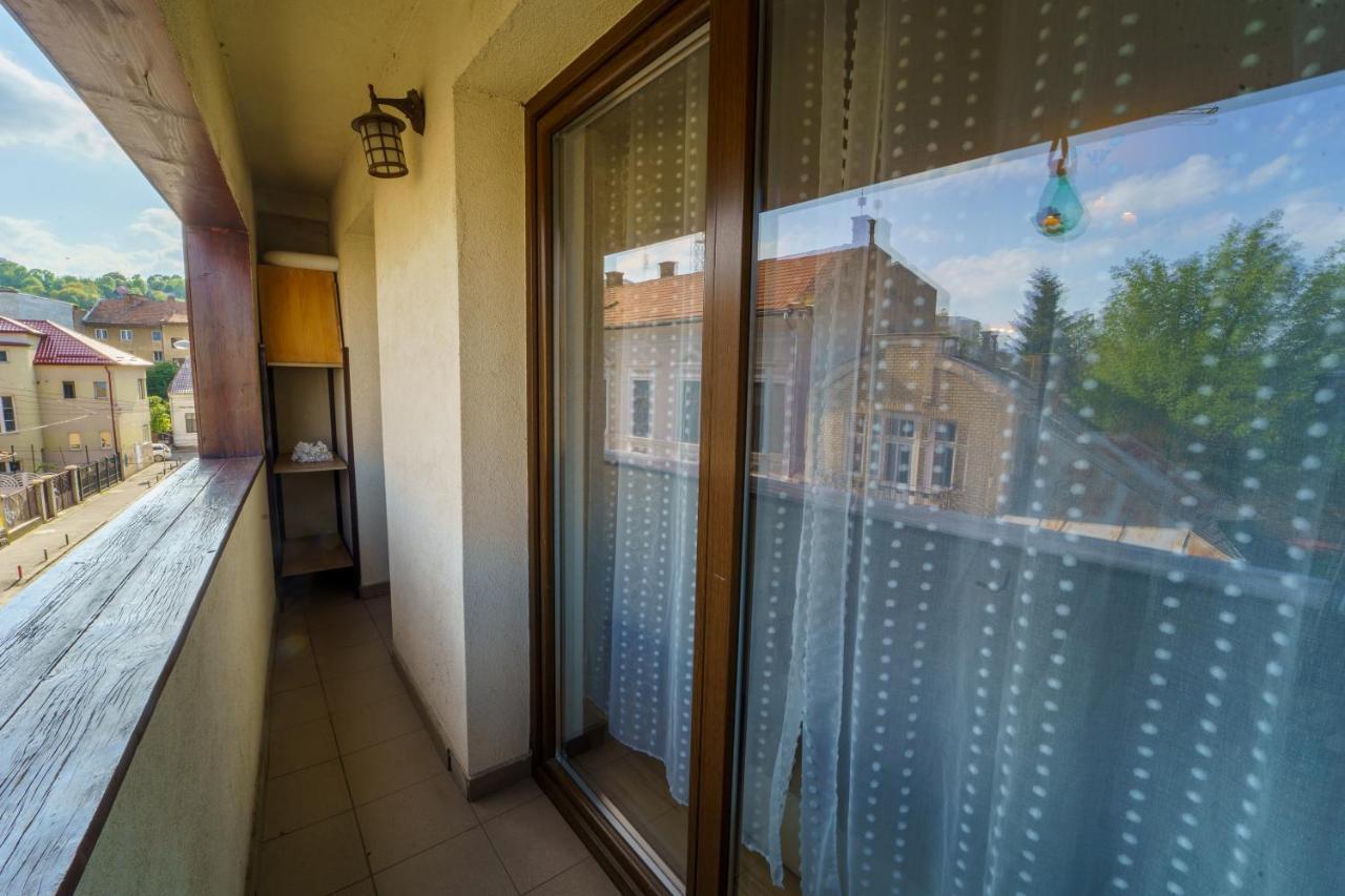 5* Mansion In City Center كلوج-نابوكا المظهر الخارجي الصورة